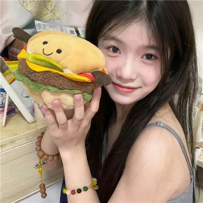 双眼凝视
